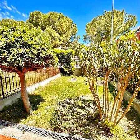 Bilo Chiara Con Giardino Ed Aria Condizionata A Numana