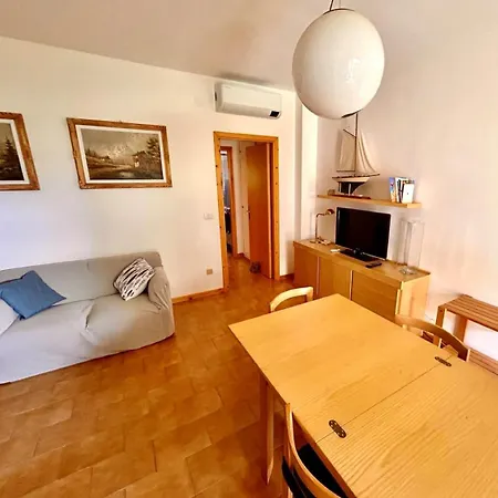 Bilo Chiara Con Giardino Ed Aria Condizionata A Numana *