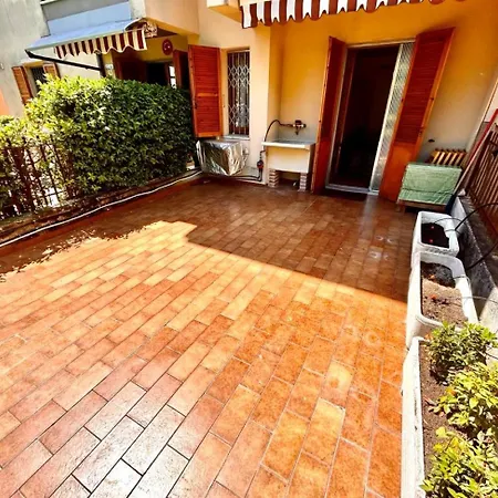 Bilo Chiara Con Giardino Ed Aria Condizionata A Numana * Sirolo